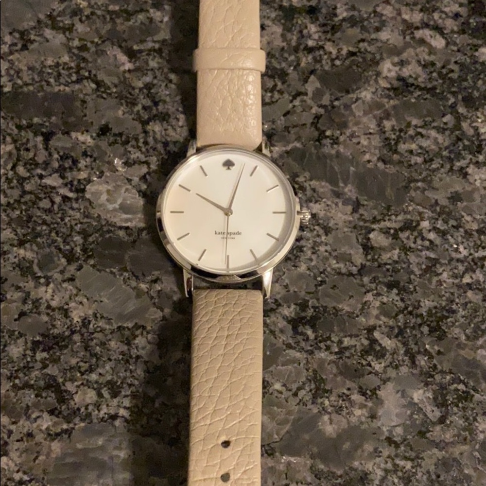 Grey leather Kate Spade ♠️ watch!